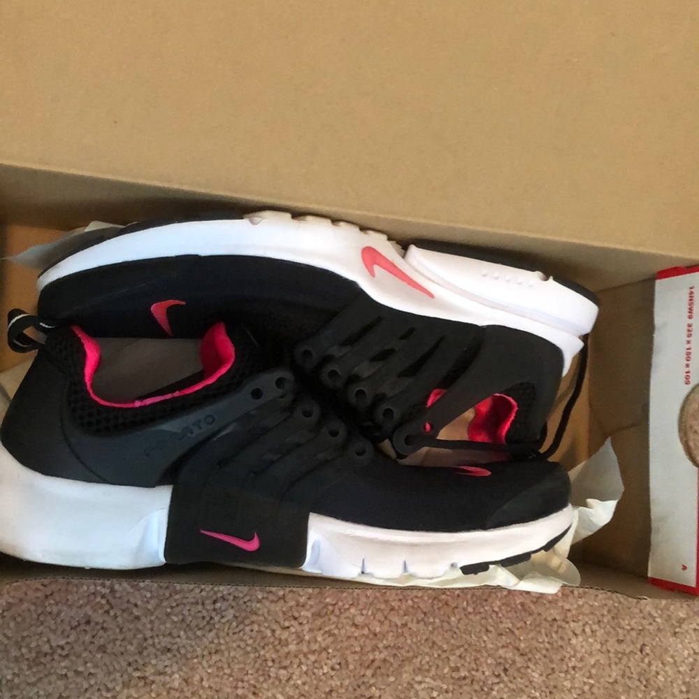 Nike Presto (GS) 6y